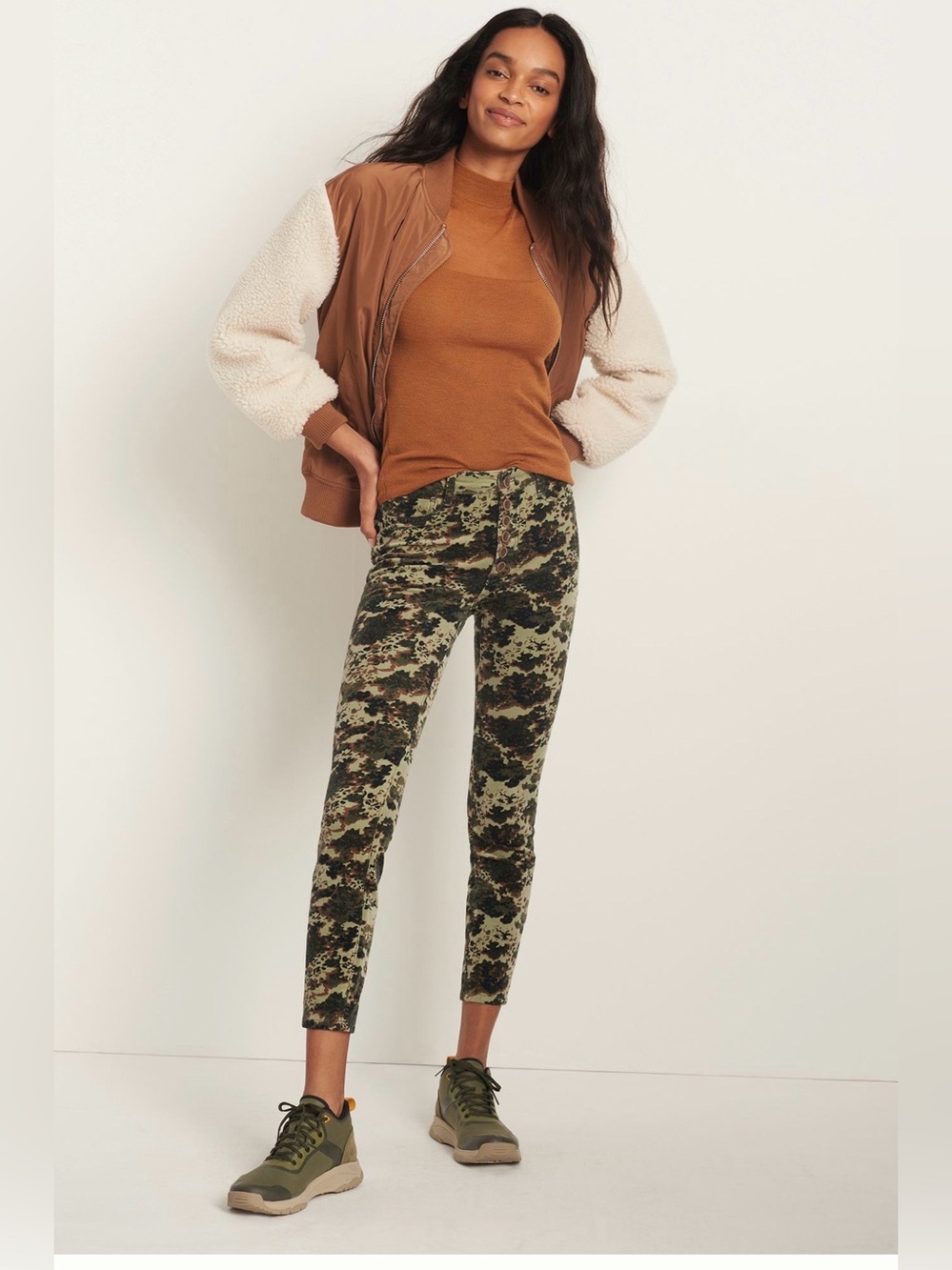Anthropologie Pilcro High-Rise Button Fly Skinny Camo Corduroy Pants Size 29